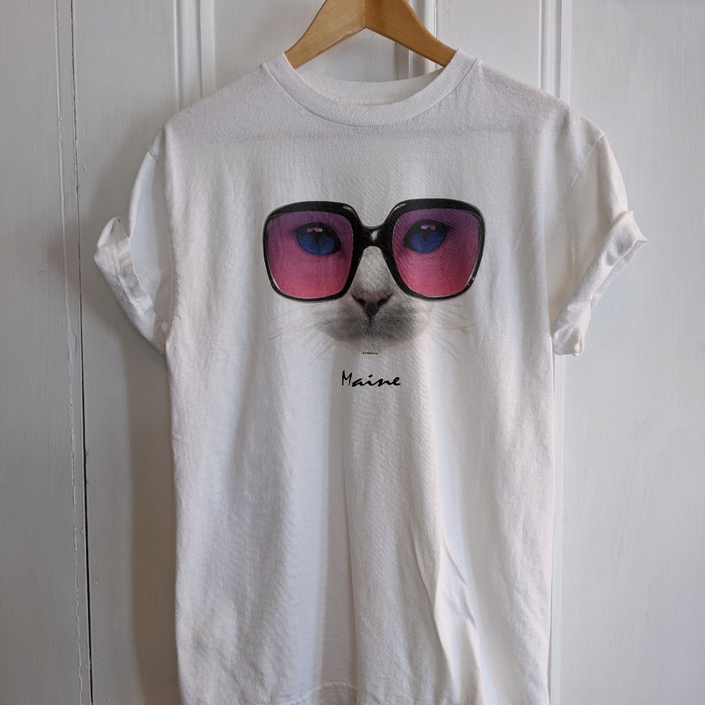 Cat with Sunglasses Maine T-Shirt